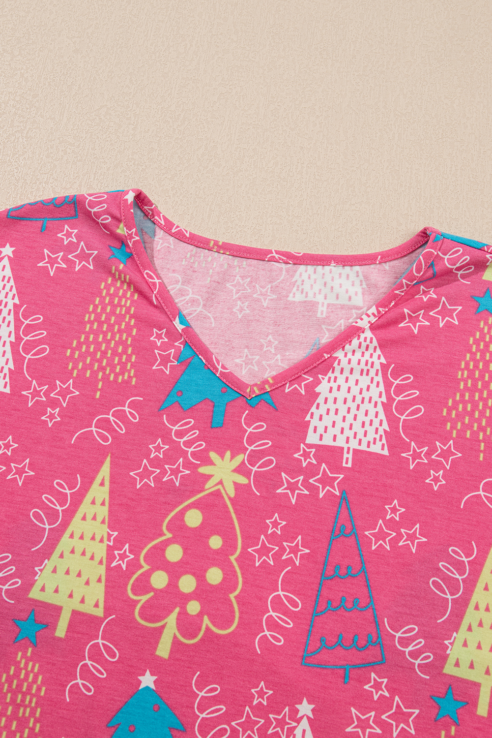 Rose Christmas Tree Print V Neck Tee and Pants Lounge Set - loveforevers