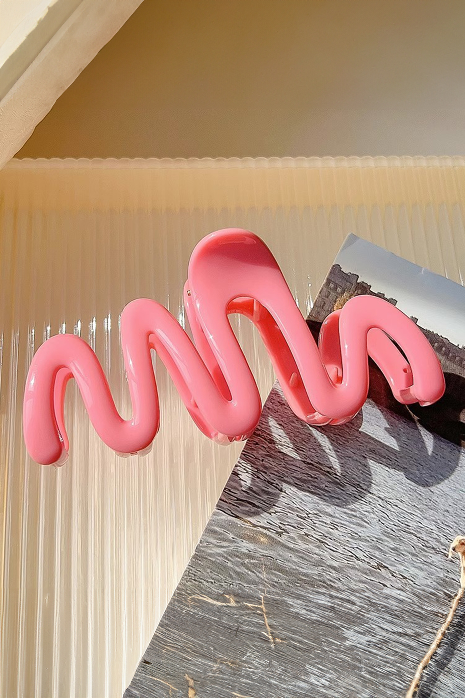 Pink Chunky Waves Acrylic Hair Claw Clip - loveforevers
