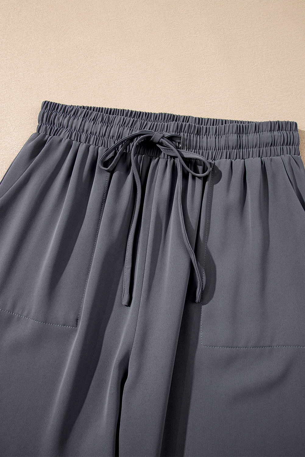 Black Drawstring Elastic Waistband Pocketed Cropped Jogger Pants - loveforevers