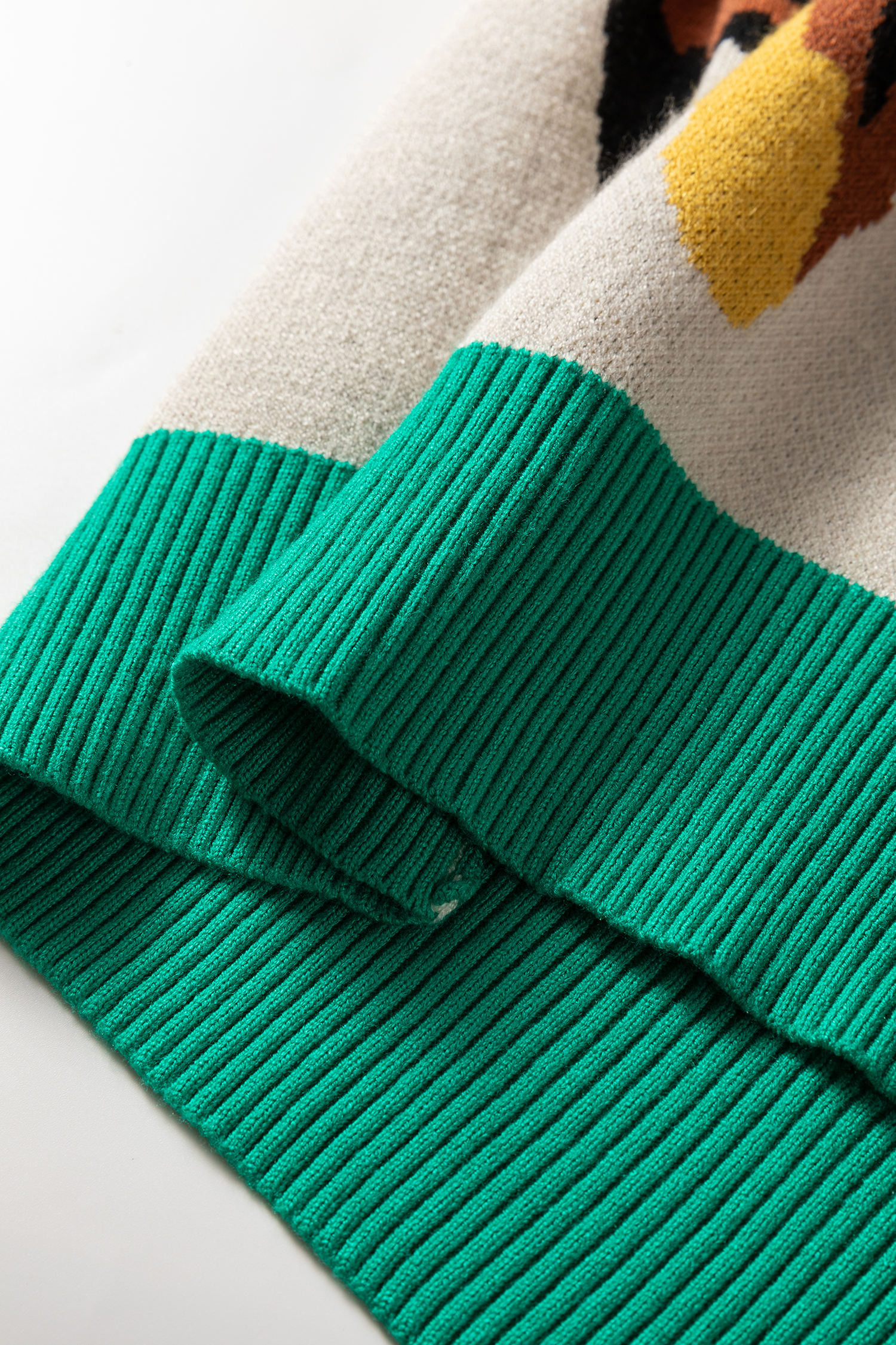 Apricot Contrast Ribbed Stripes Detail Animal Pattern Knit Sweater - loveforevers