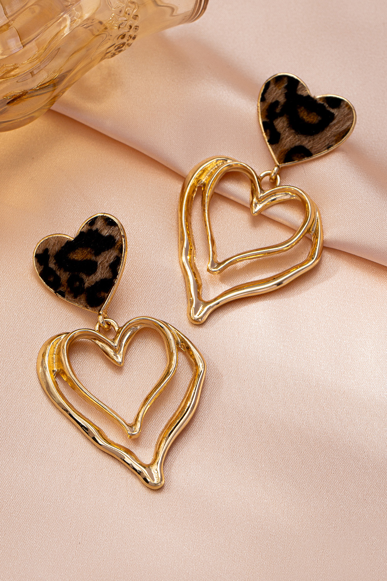 Gold Plated Irregular Hollowed Heart Leopard Studded Earrings - loveforevers