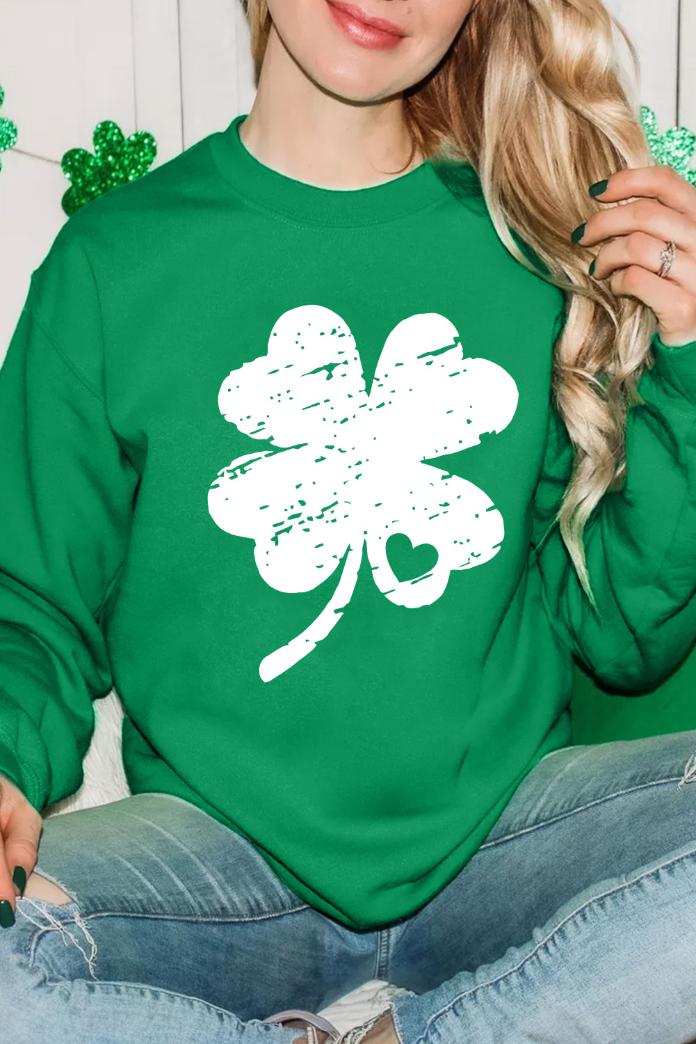 Dark Green St. Patricks Lucky Clover Graphic Sweatshirt - loveforevers