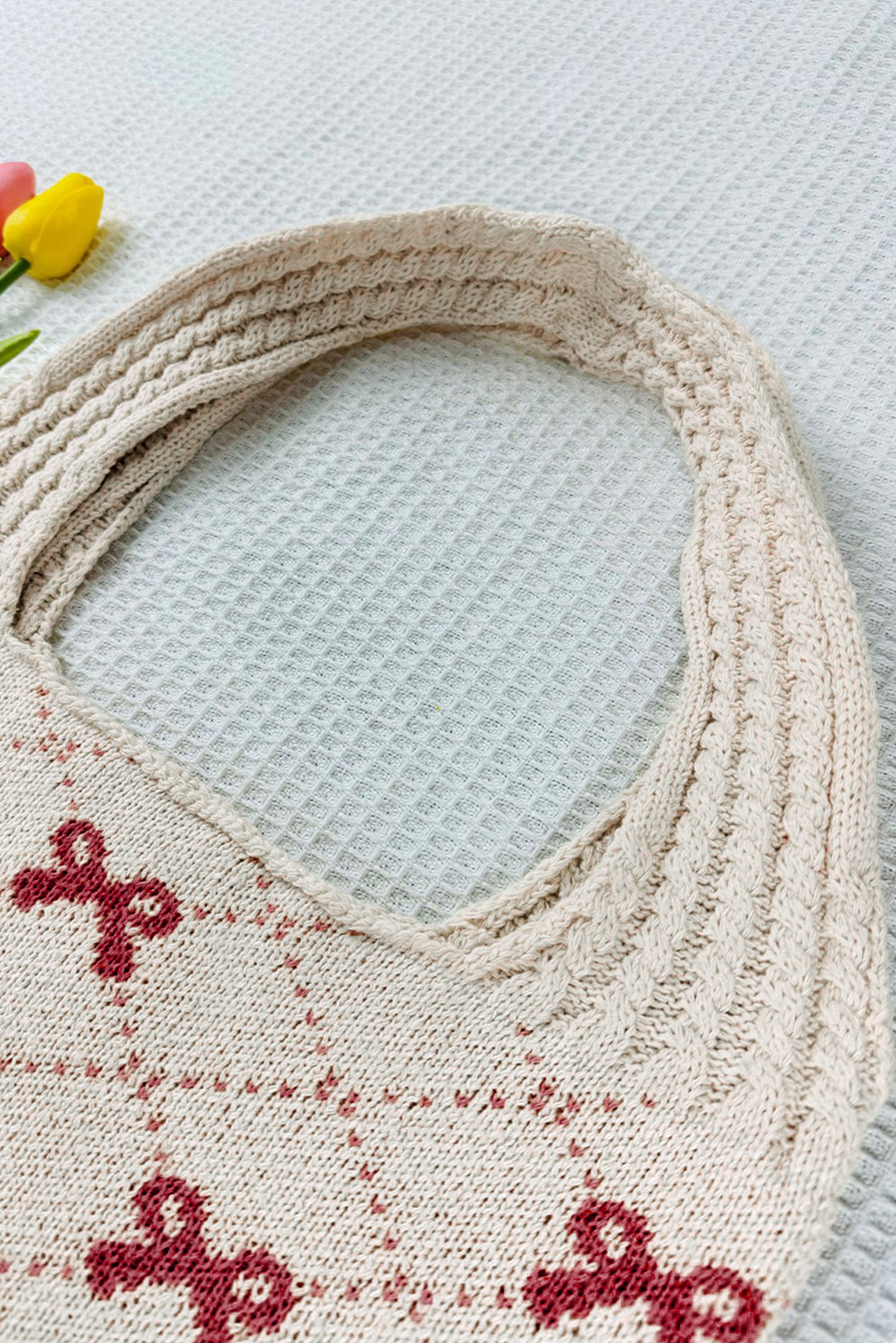 Fiery Red Bow Argyle Pattern Cable Knit Handle Tote Bag - loveforevers