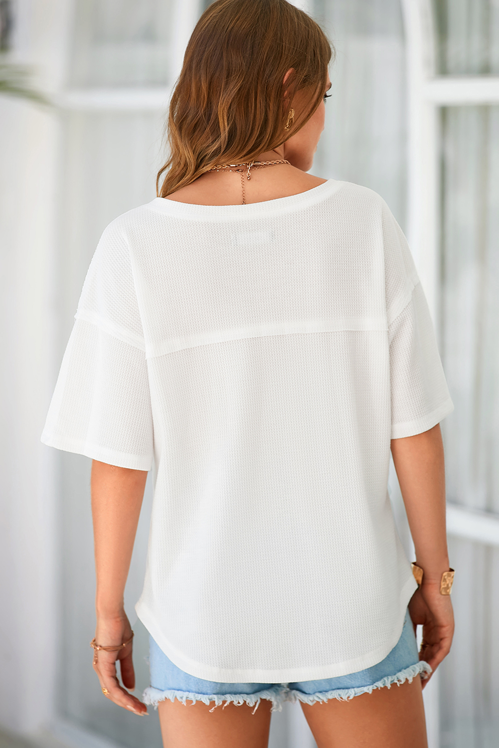 White Patriotic Bow Boots Patched Breathable Texture V Neck Loose Tee - loveforevers