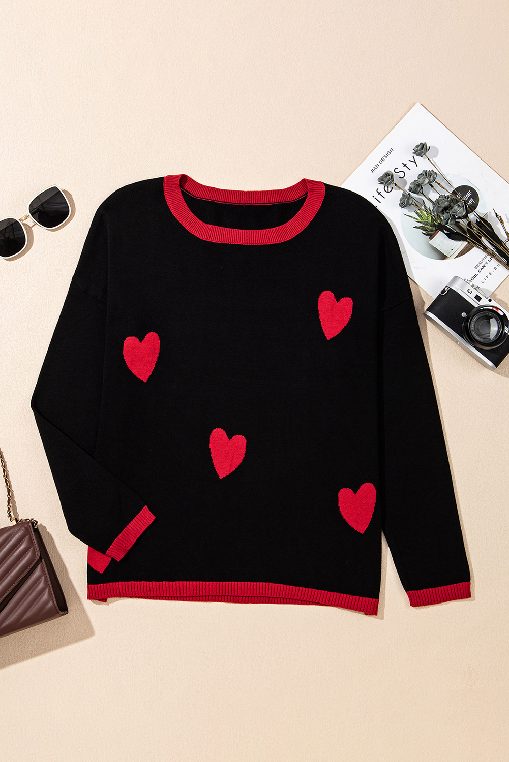 Black white Heart Print Contrast Trim Drop Shoulder Sweater - loveforevers