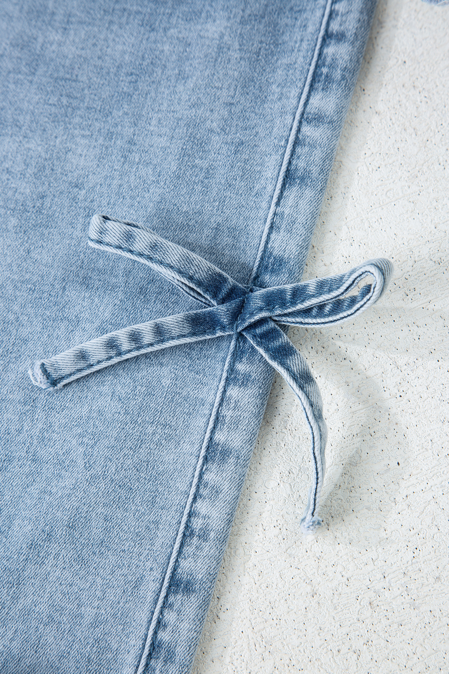 White Bow Knot Side Detail Straight Leg Loose Jeans - loveforevers