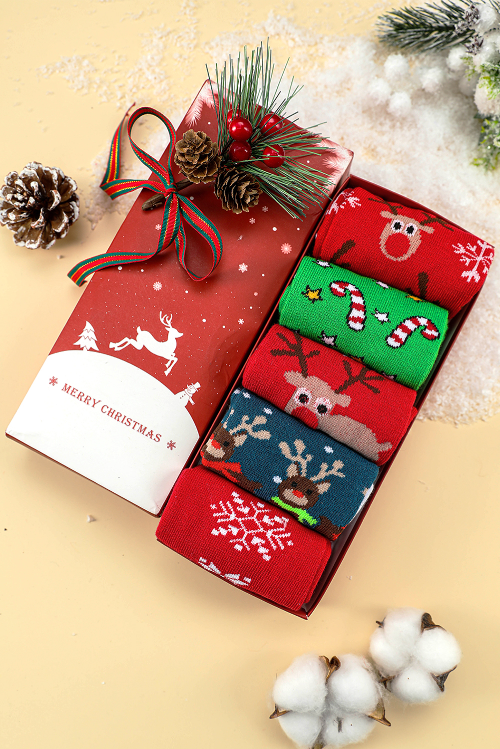 Dearlove Fiery Red 5 Pairs/Set Christmas Cartoon Elk Soft Socks Set with Box - loveforevers