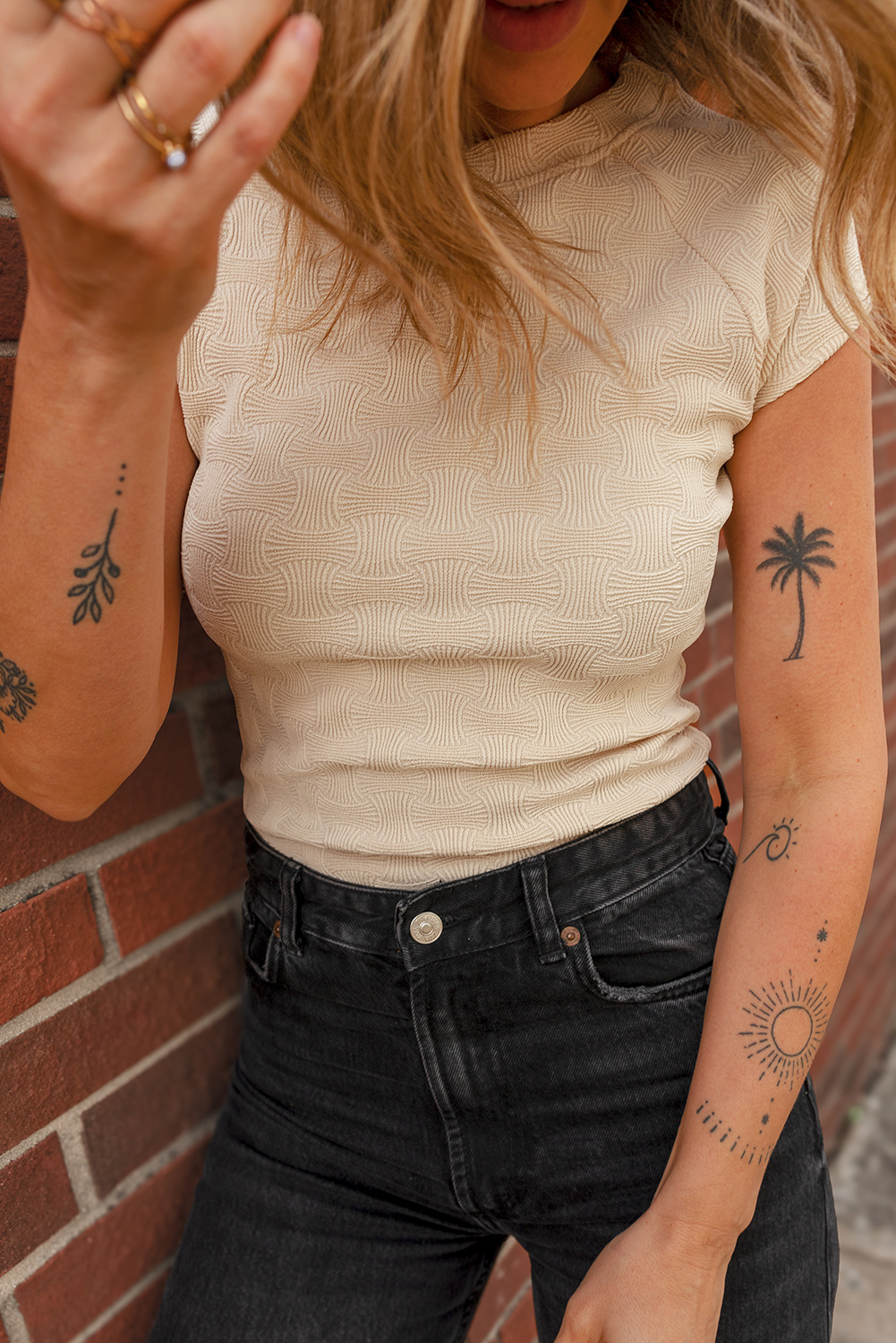Beige Textured Crew Neck Cap Sleeve Slim Stretchy T Shirt - loveforevers