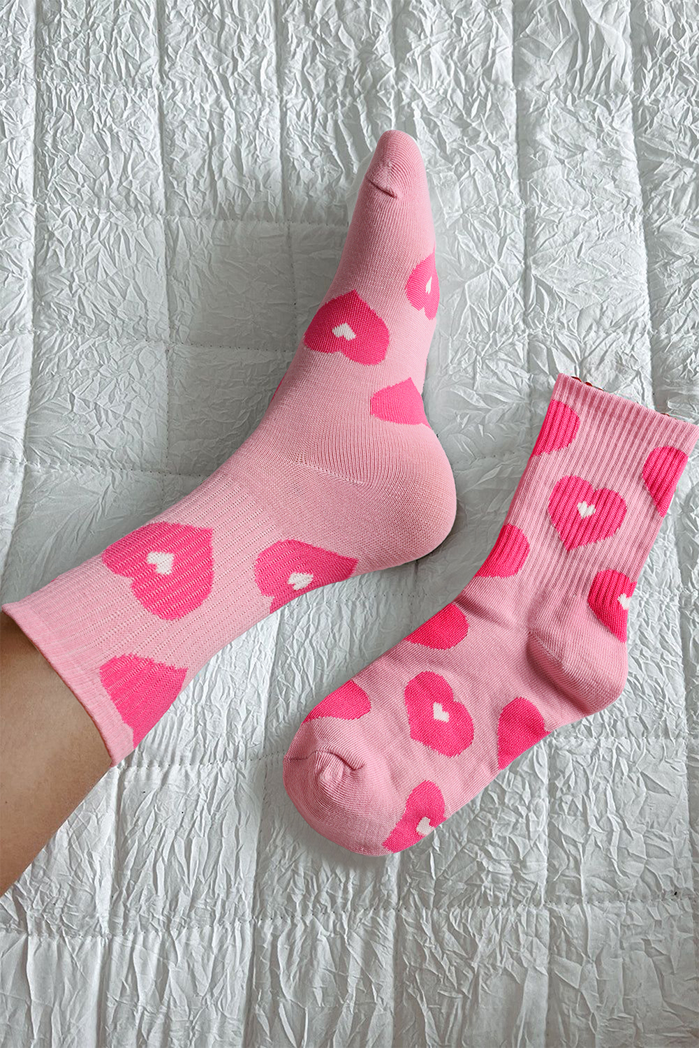 Light Pink Heart Print Ribbed Trim Soft Crew Socks - loveforevers
