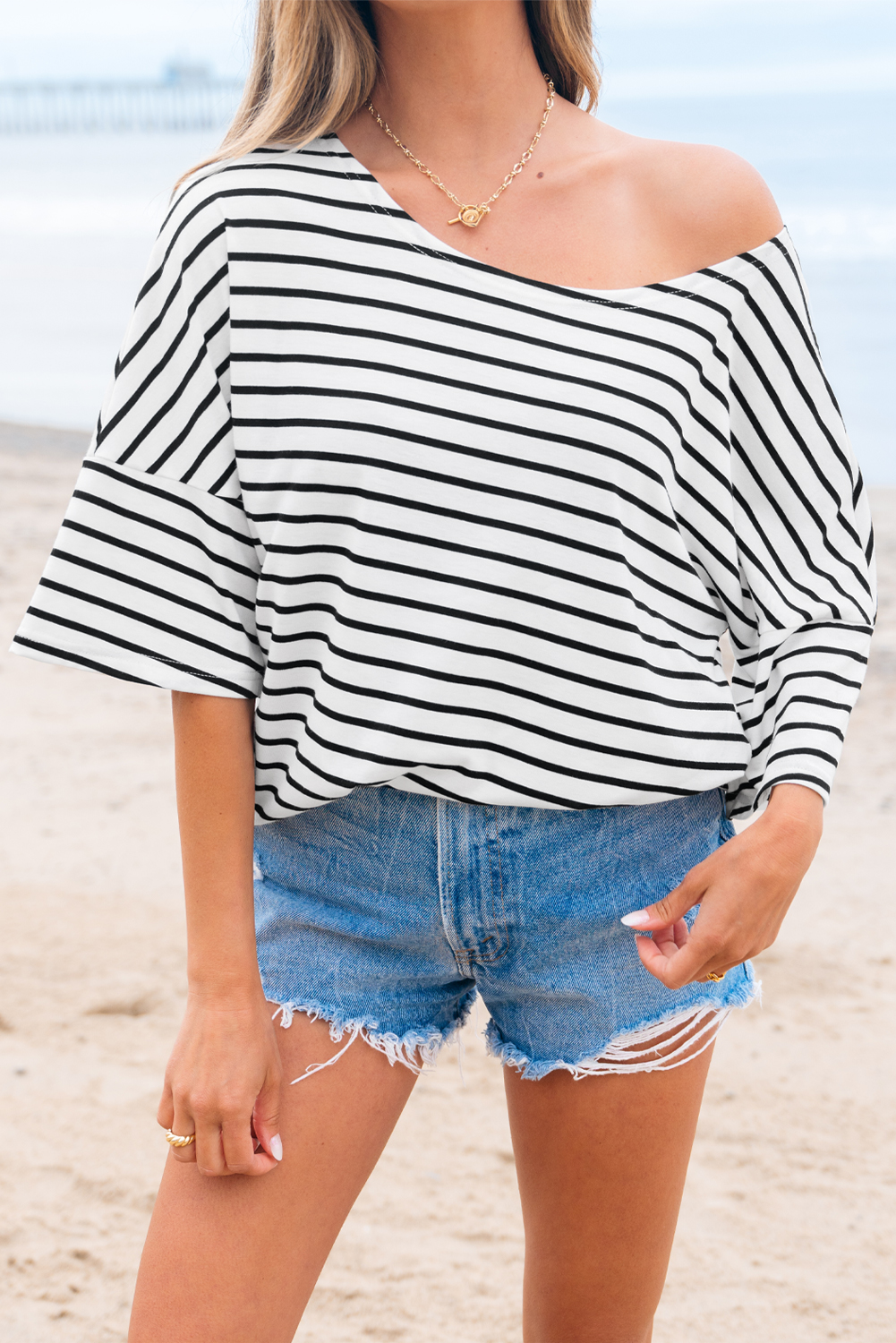 Black Stripe Half Sleeve Scoop Neck Loose Top - loveforevers