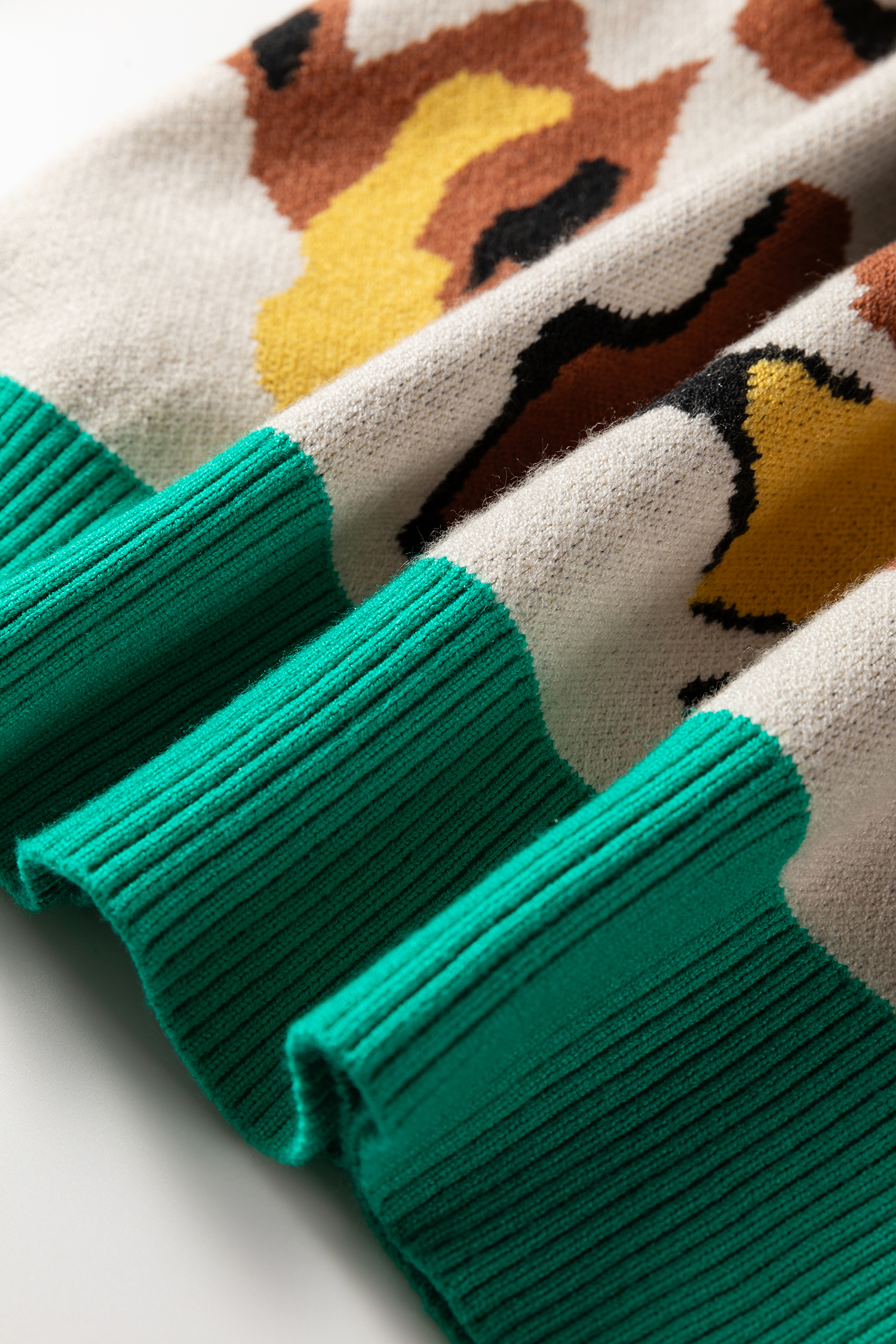 Apricot Contrast Ribbed Stripes Detail Animal Pattern Knit Sweater - loveforevers