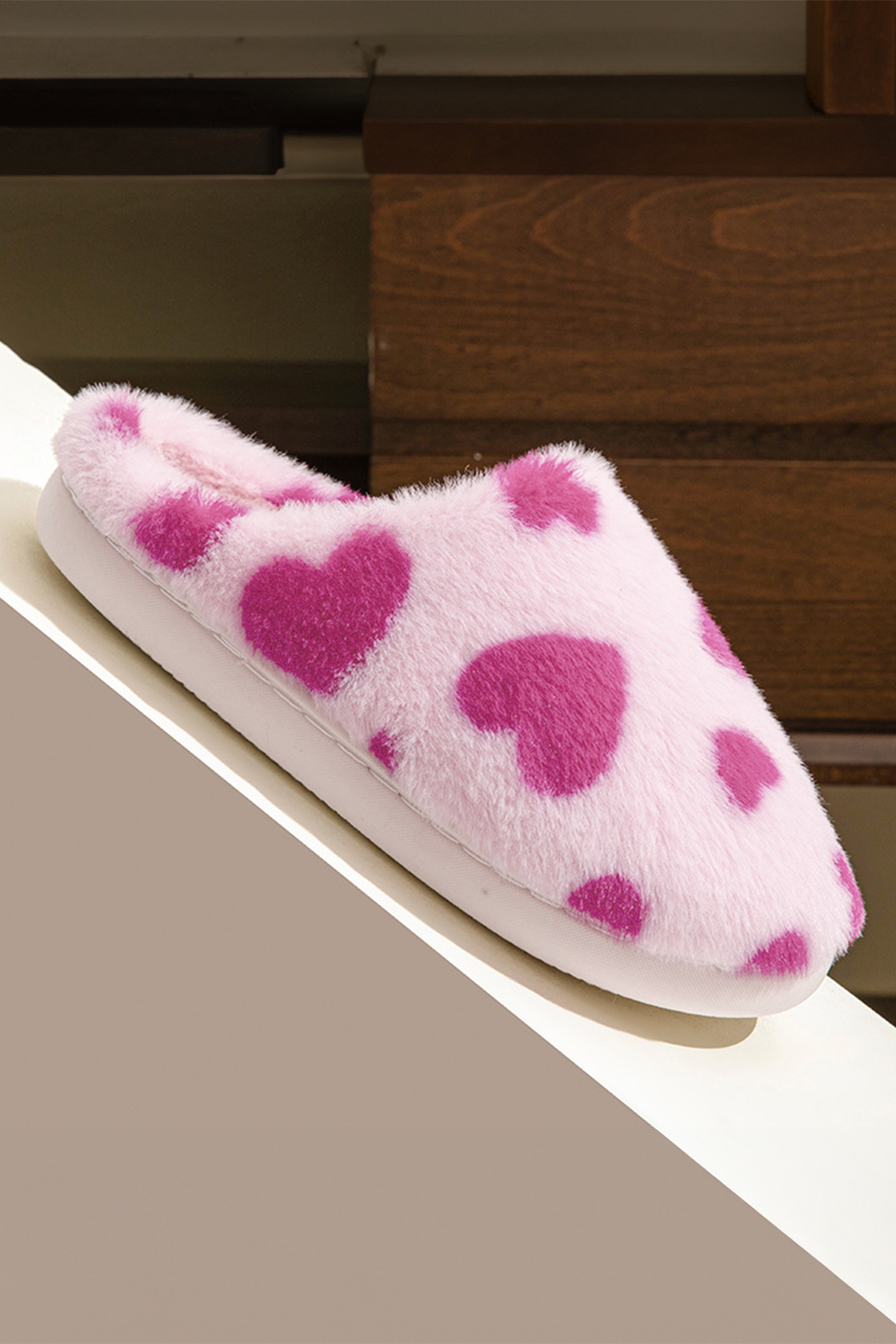 Fiery Red Valentines Heart Shape Winter Fuzzy Slippers - loveforevers