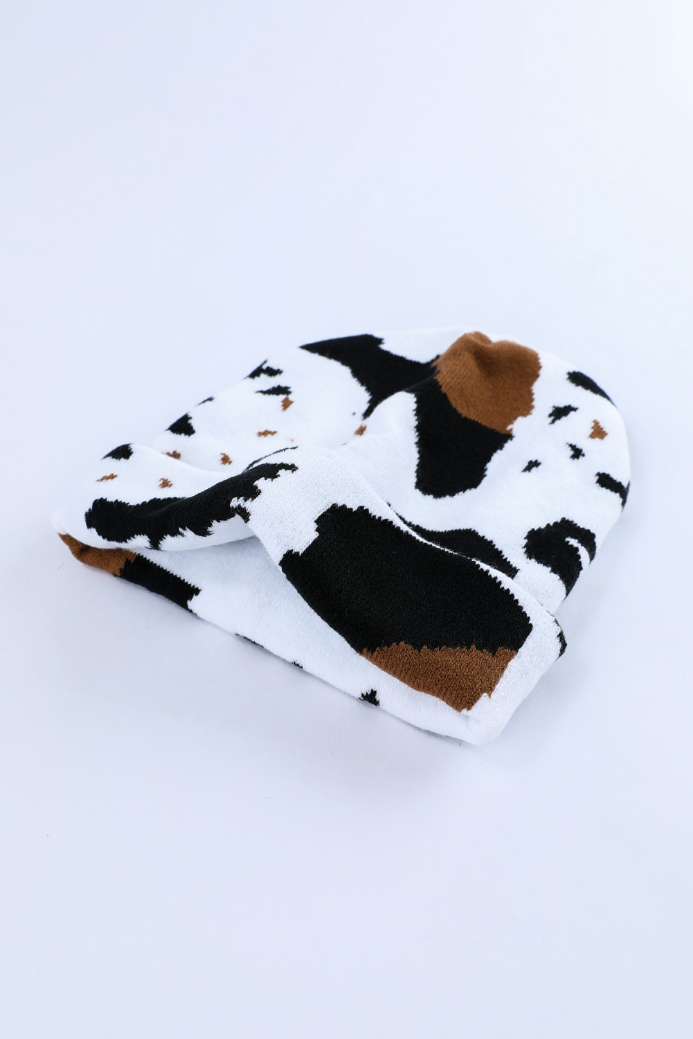 Black Cow Spots Printed Warm Beanie Hat - loveforevers