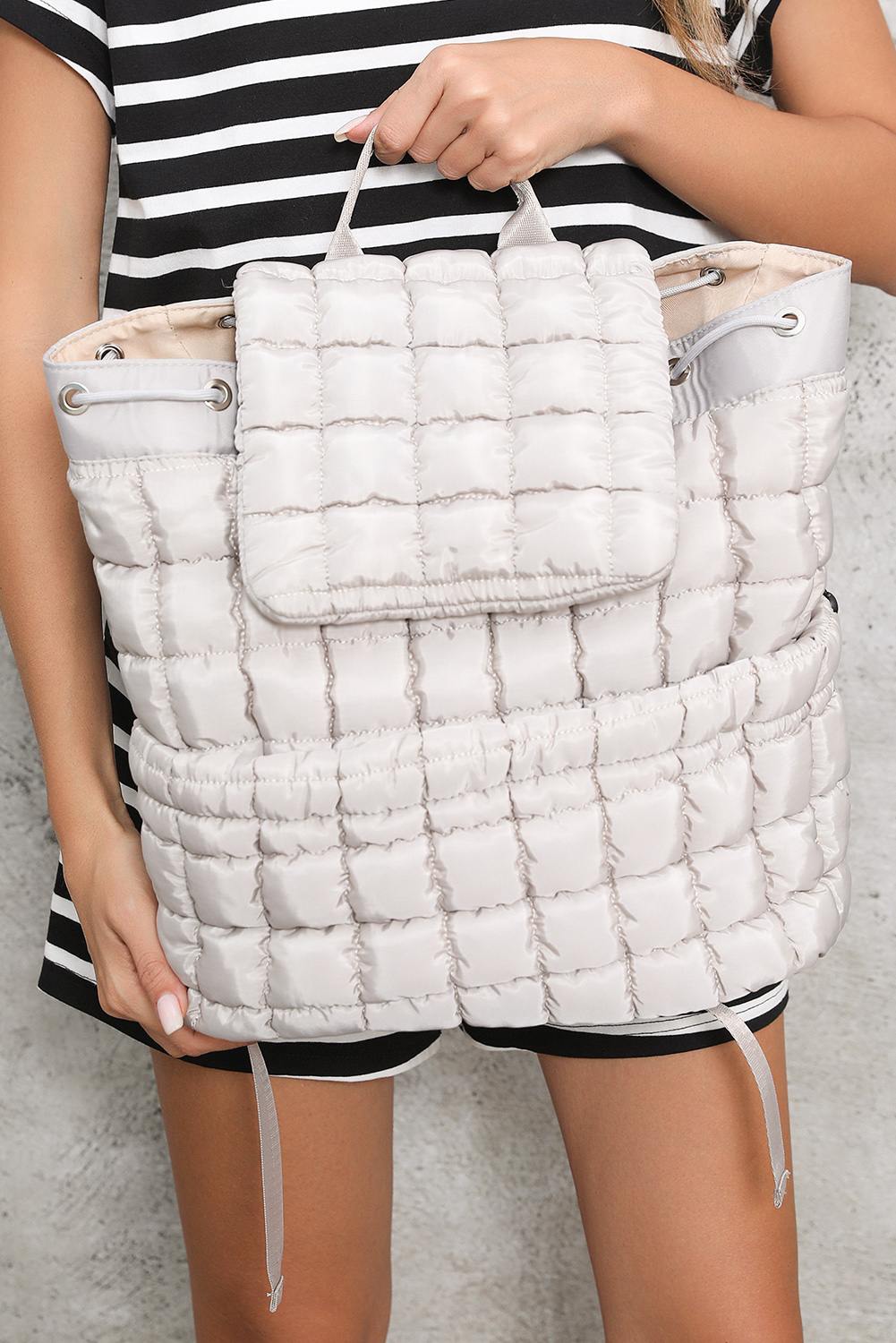 Black Solid Flapped Quilted Puffer Backpack - loveforevers
