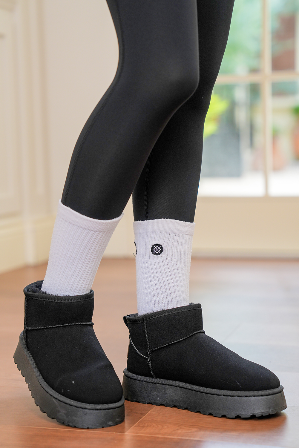Chestnut Faux Fur Lined Suede Ankle Snow Boots - loveforevers