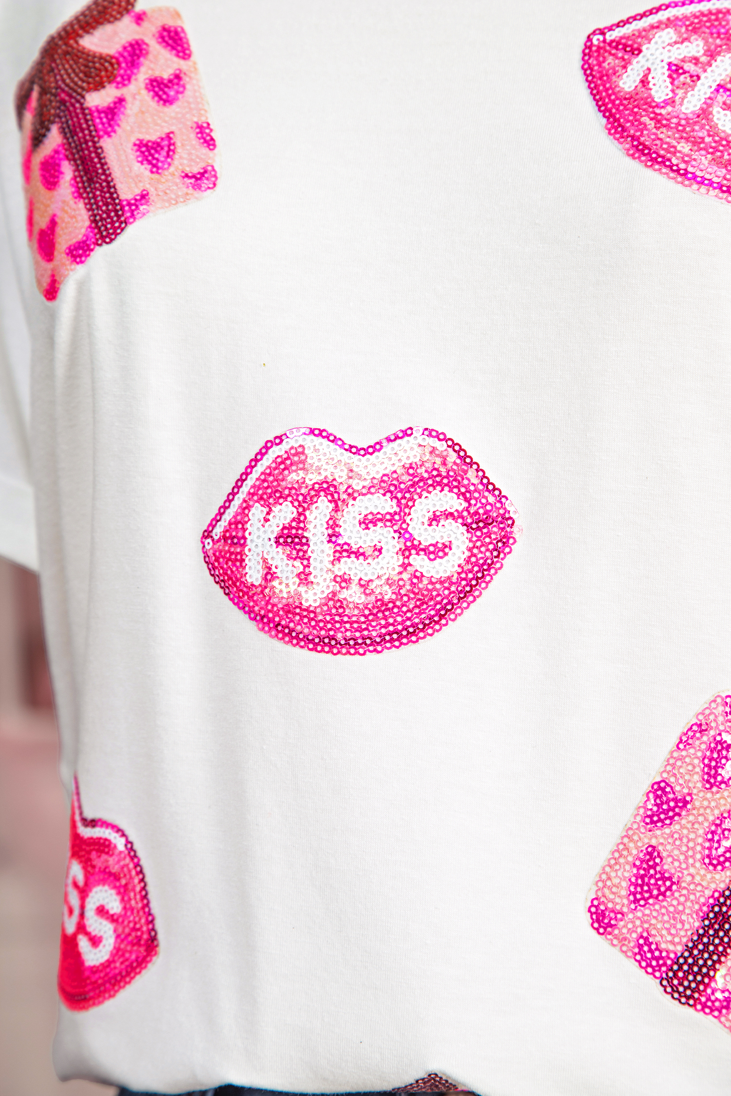 White Valentines Gift Kiss Lip Sequin Graphic T Shirt - loveforevers