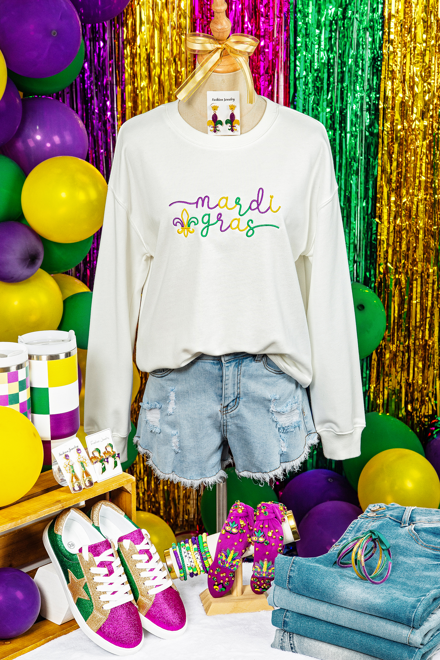 White mardi gras Fleur De Lis Embroidered Graphic Pullover Sweatshirt - loveforevers