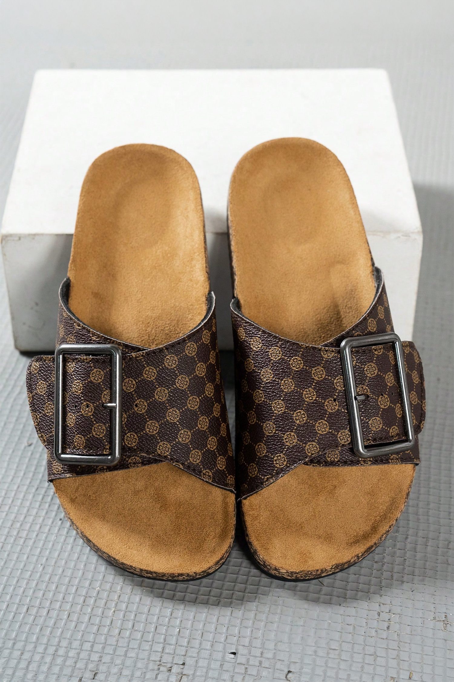 Coffee Retro Geometric Print Buckle Strap Flat Slippers - loveforevers