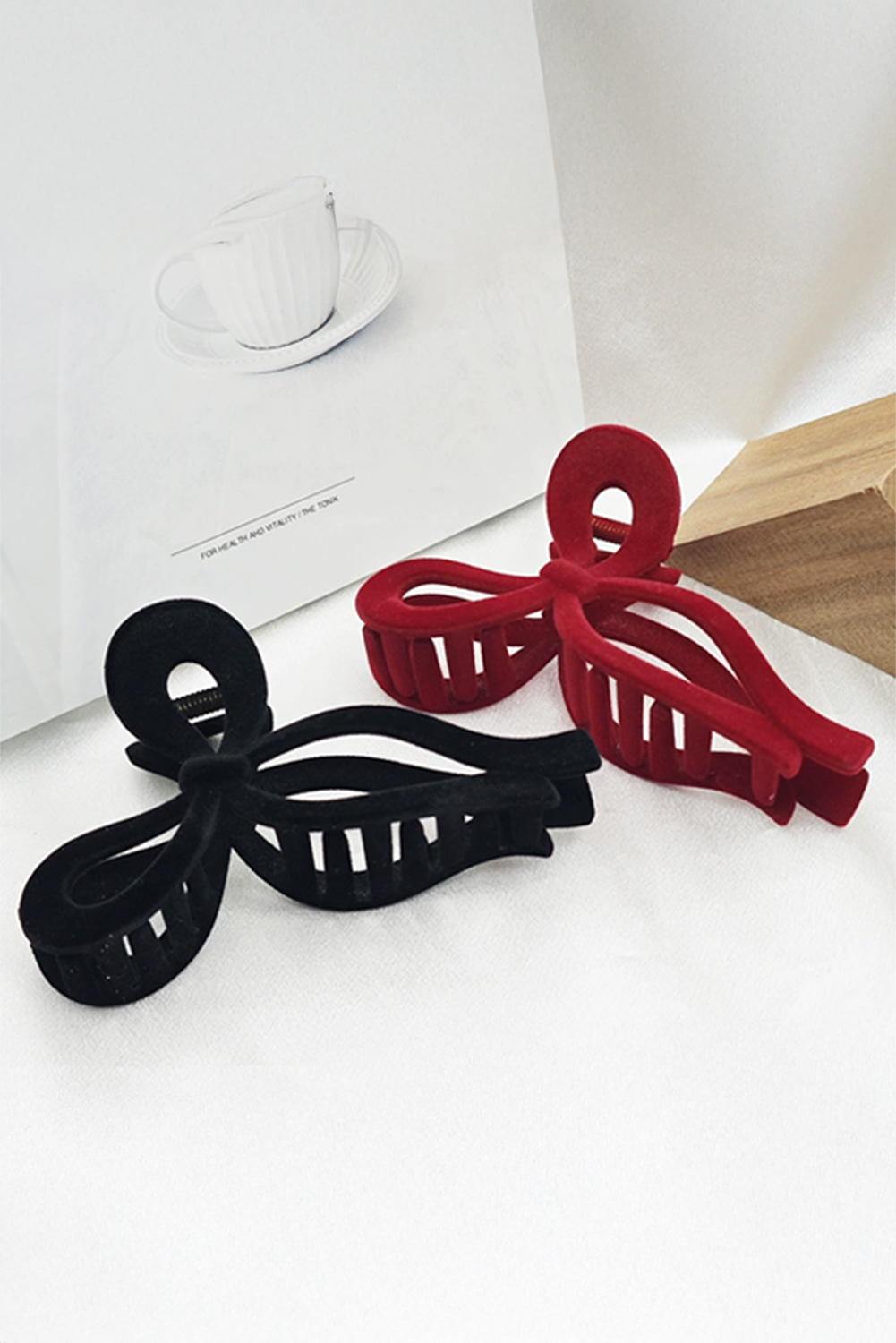 Black Velvet-Flocked Bow Shape Claw Clip - loveforevers