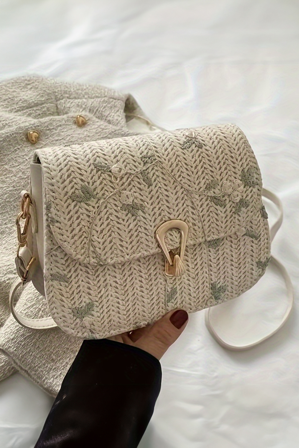 Jet Stream Delicate Weave Detail One Shoulder Bag - loveforevers