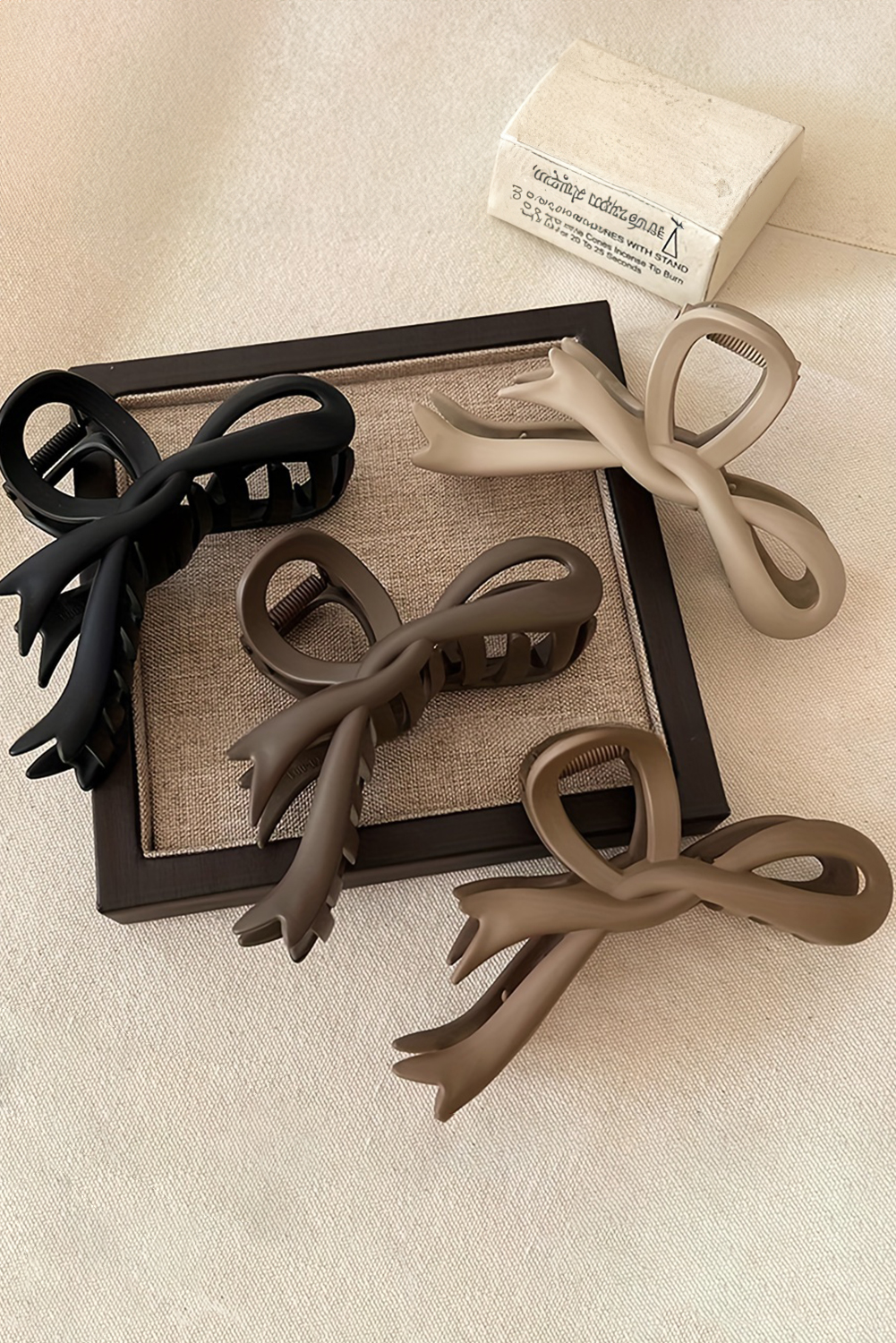 Black Wave Shape Resin Large Hair Claw Clip - loveforevers