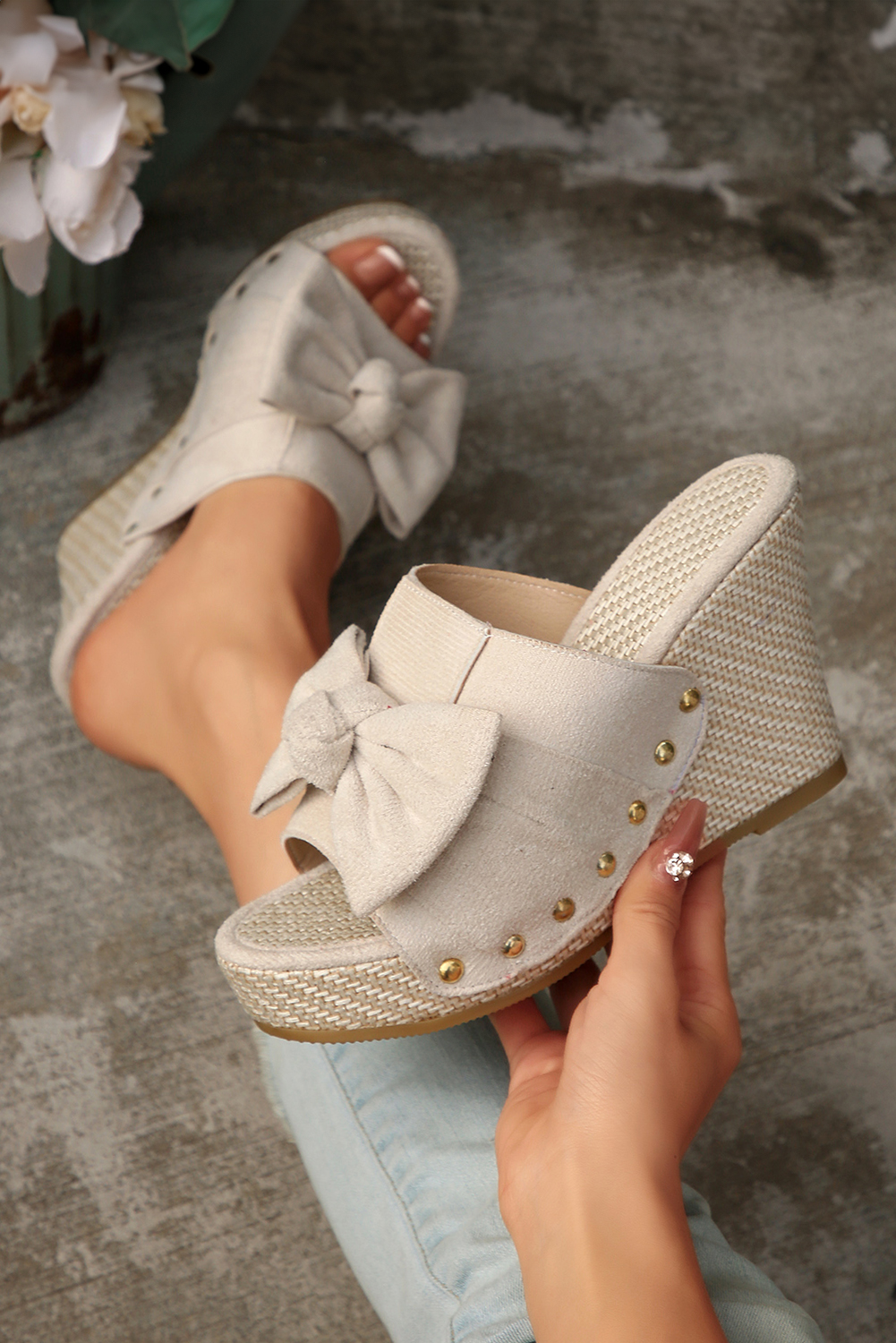 White Bow Knot Decor Faux Suede Woven Wedge Slippers - loveforevers