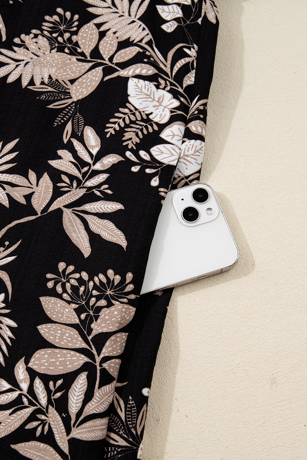 Black 3/4 Sleeve Botanical Print Split Neck Loose Mini Dress - loveforevers