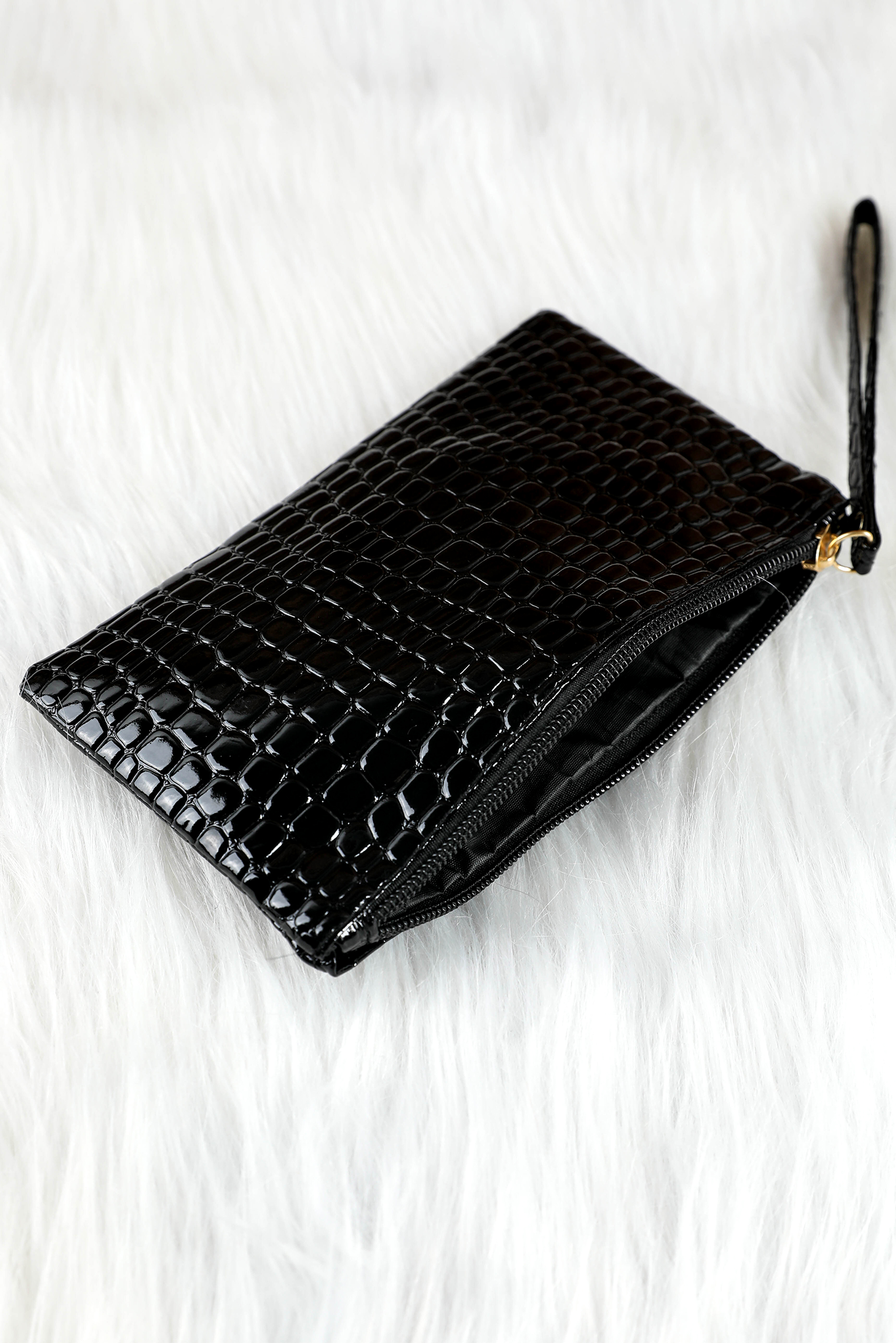 Black Crocodile Pattern Zipper Wristlet Wallet - loveforevers