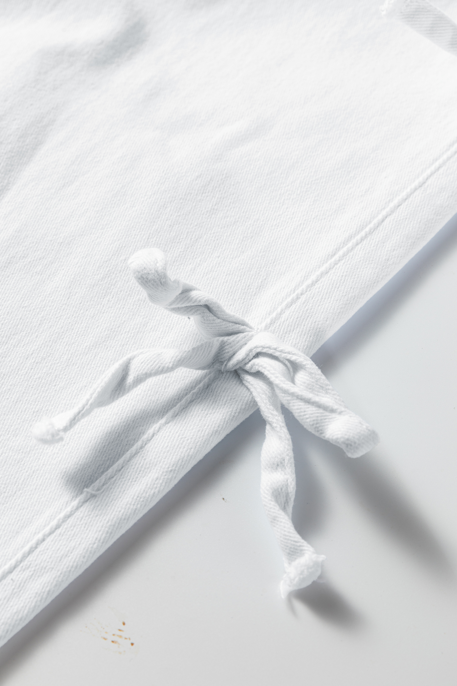White Bow Knot Side Detail Straight Leg Loose Jeans - loveforevers