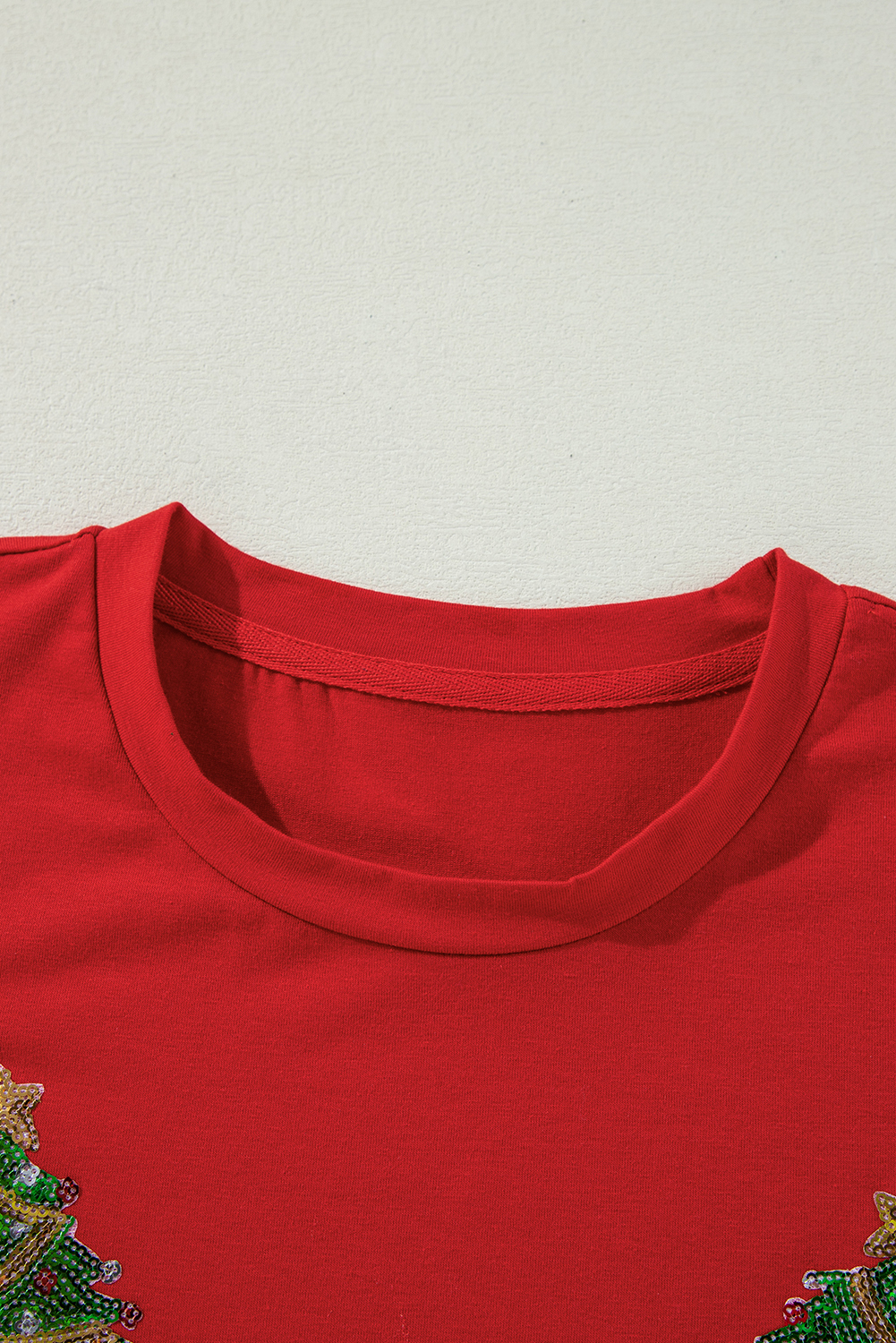Red Sequined Christmas Tree Graphic Crewneck T Shirt - loveforevers