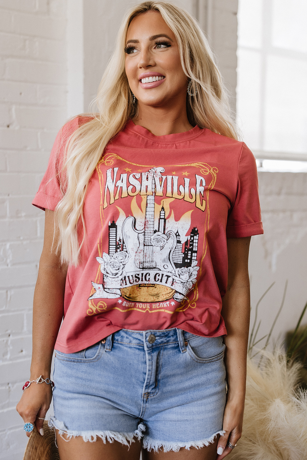 Mineral Red Nashville Music City Graphic Retro Fashion Tee - loveforevers