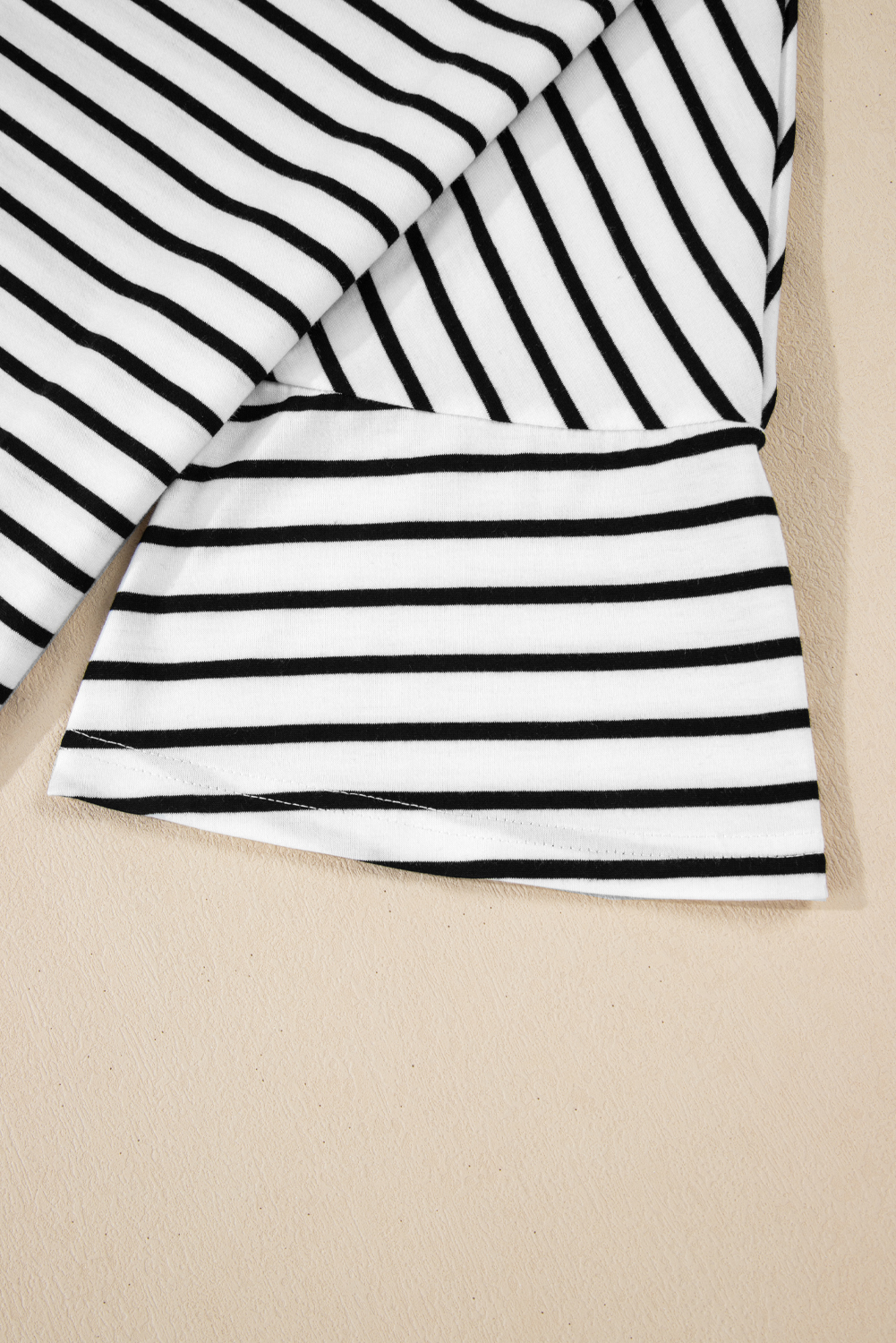 Black Stripe Half Sleeve Scoop Neck Loose Top - loveforevers