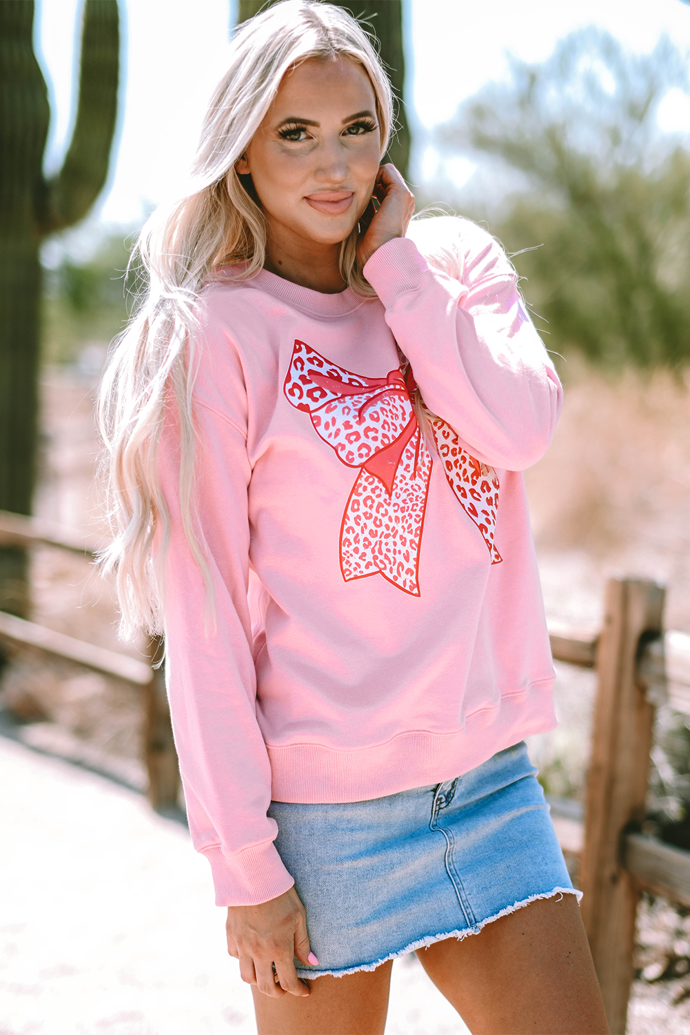 Pink Leopard Bowknot Printed Crewneck Pullover Sweatshirt - loveforevers
