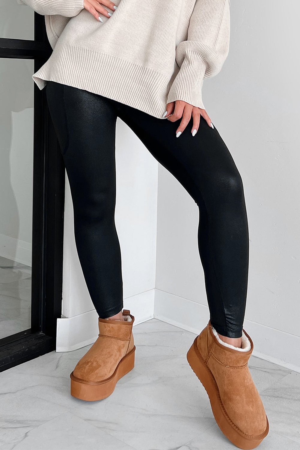 Black V Crossover High Waist Pocketed Leggings - loveforevers