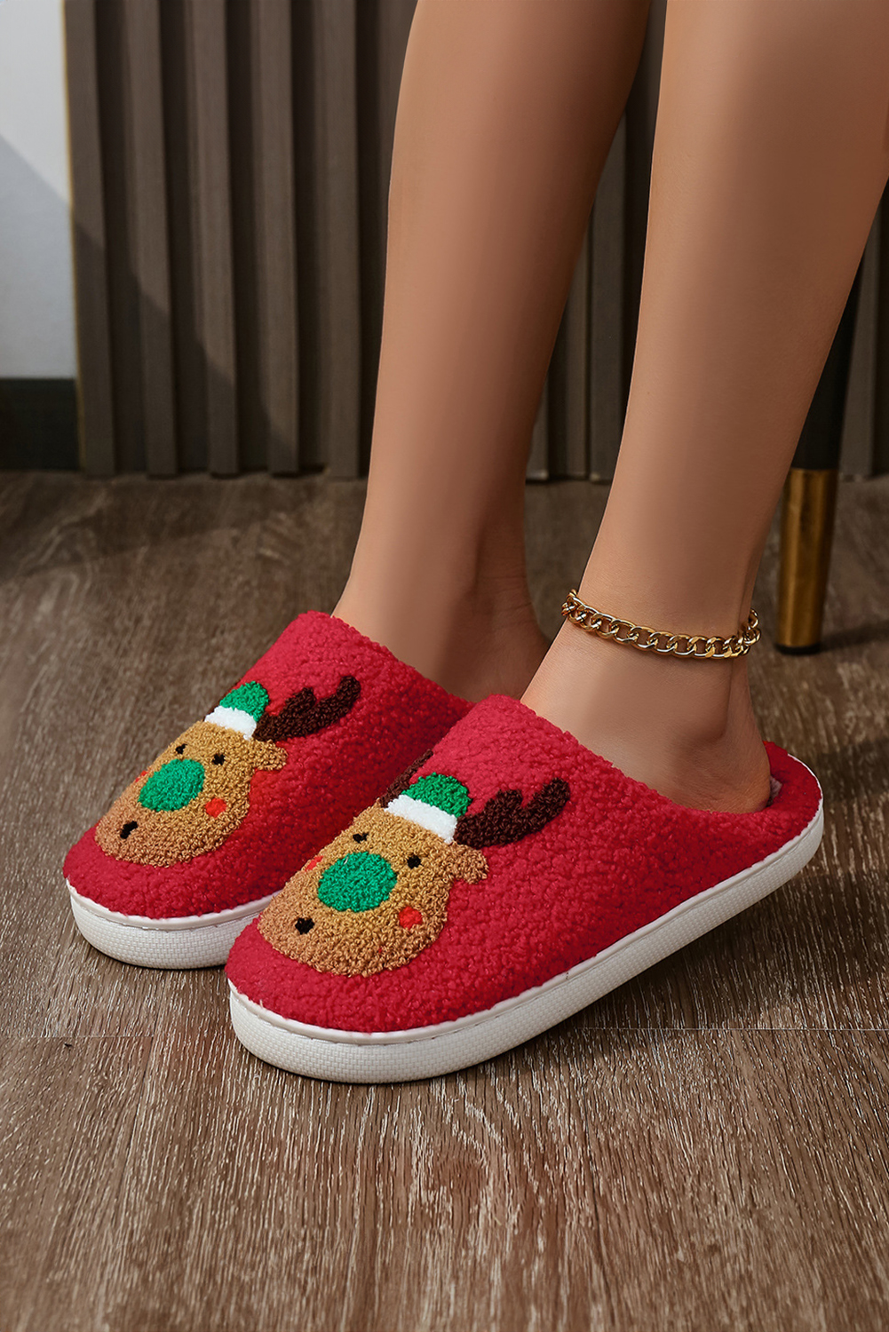 Fiery Red Christmas Reindeer Pattern Thick Sole Plush Slippers - loveforevers