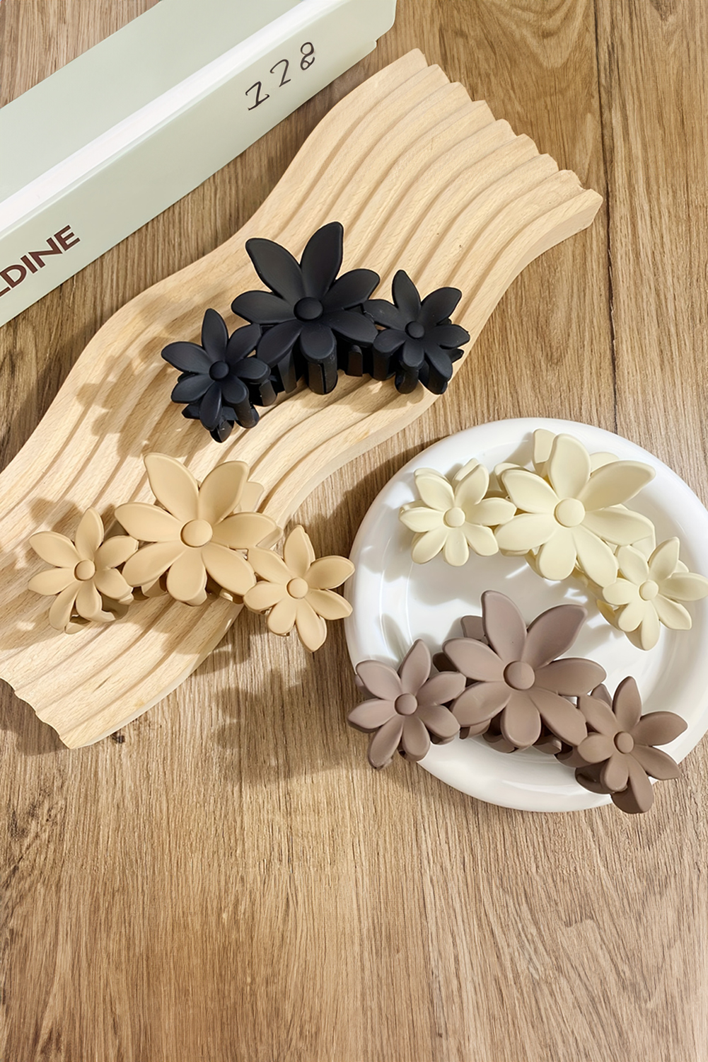 Black Flower Shape Frosted Large Hair Claw Clip - loveforevers