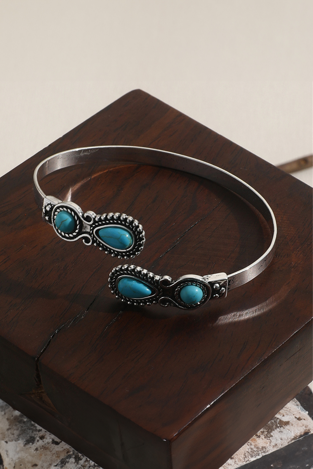 Skobeloff Western Turquoise Stone Bracelet - loveforevers