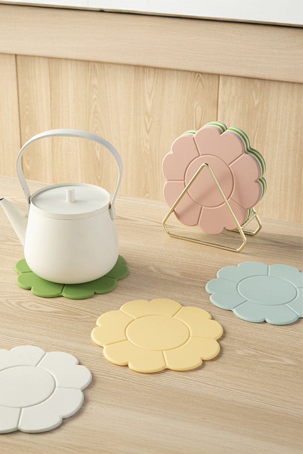 Apricot Pink Flower Shape Silica Gel Heat Insulate Placemat - loveforevers