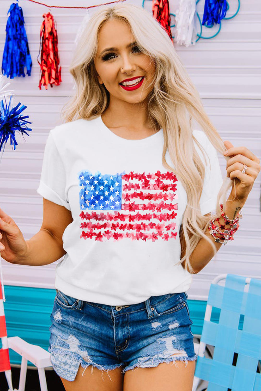 White Flag Graphic Crew Neck Tee - loveforevers