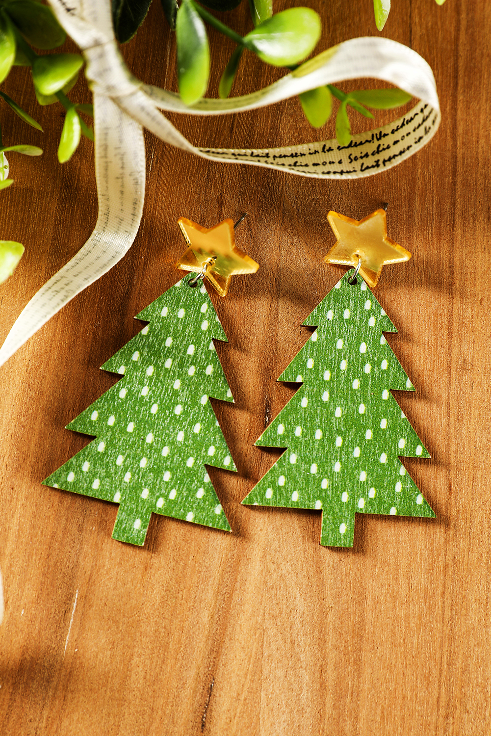 Green Polka Dot Print Christmas Dangle Earrings - loveforevers