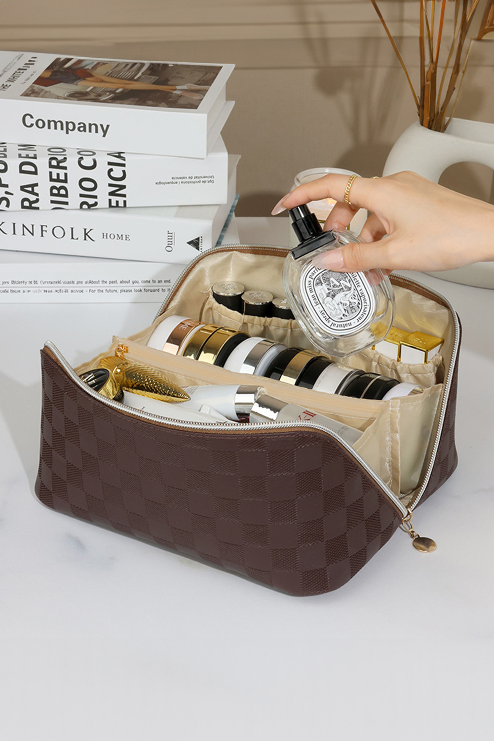 Chestnut Checkered Zipper Handle PU Leather Travel Makeup Bag - loveforevers