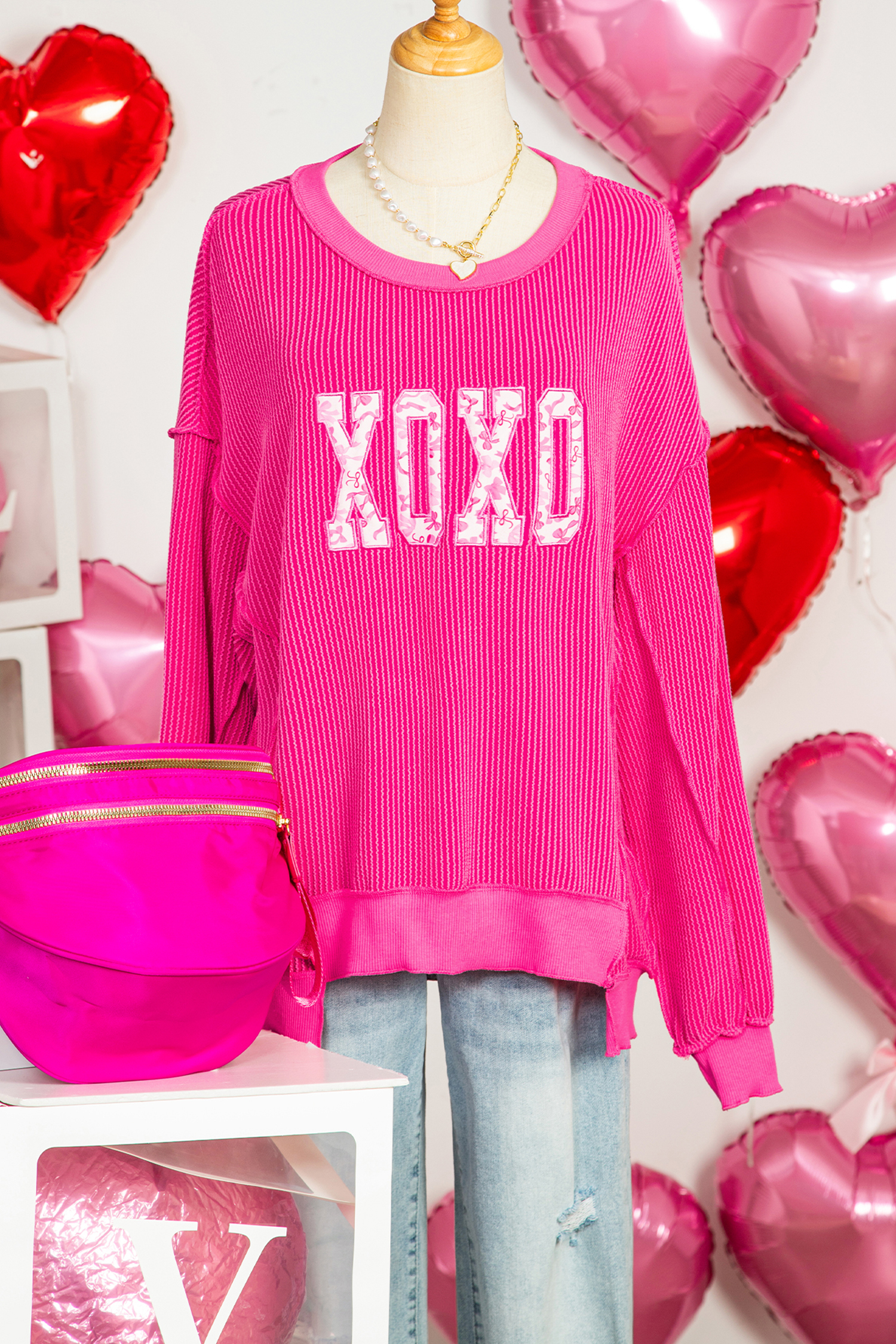 Strawberry Pink Twisted Ribbed Long Sleeve XOXO Bow Print Embroidered Patch Graphic Top - loveforevers