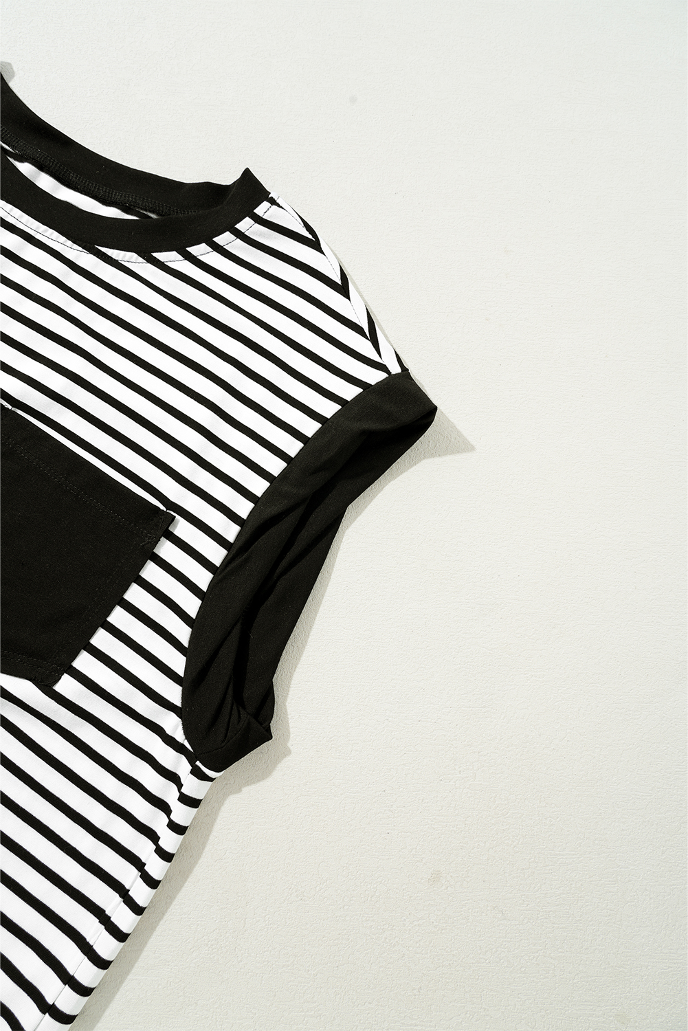 Red Stripe Chest Pocket Patch Round Neck Tank Top - loveforevers