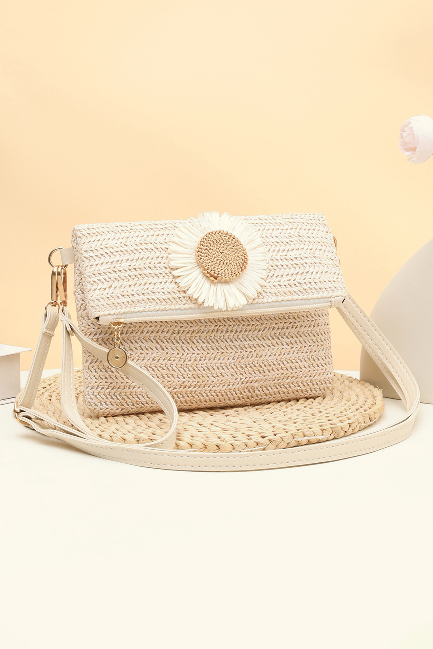 White Daisy Flower Straw Woven Zip Folded Magnetic Button Shoulder Bag - loveforevers