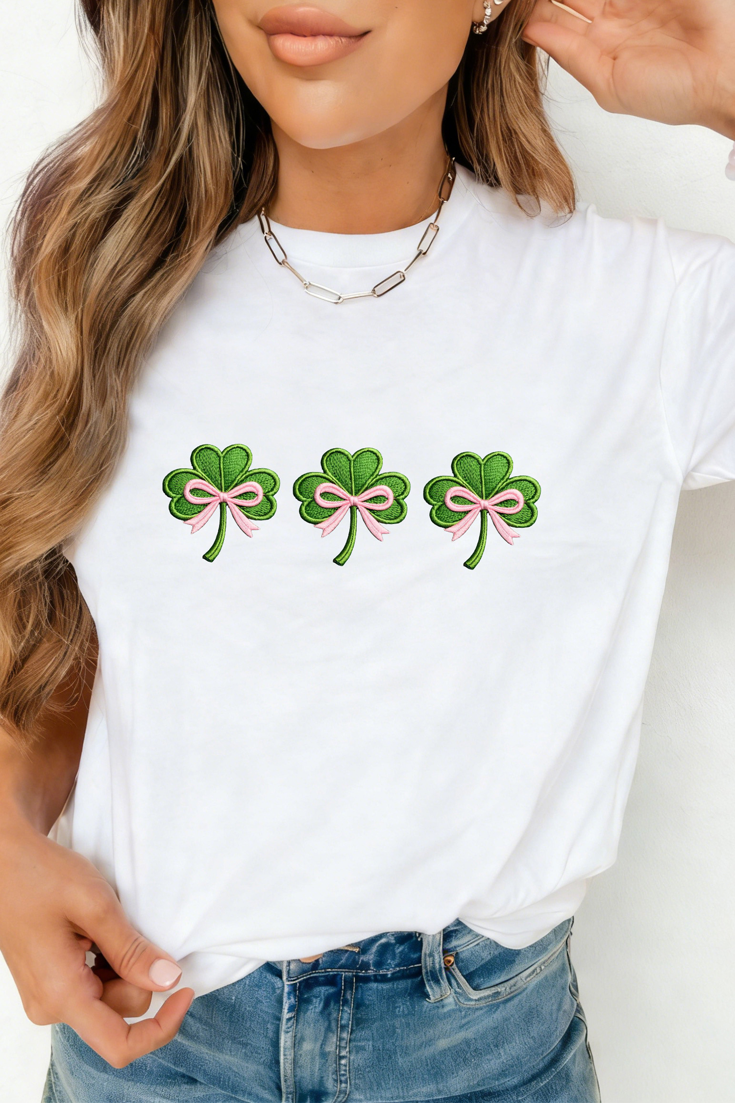 White Ribbon Bow Clover Embroidered Casual T Shirt - loveforevers