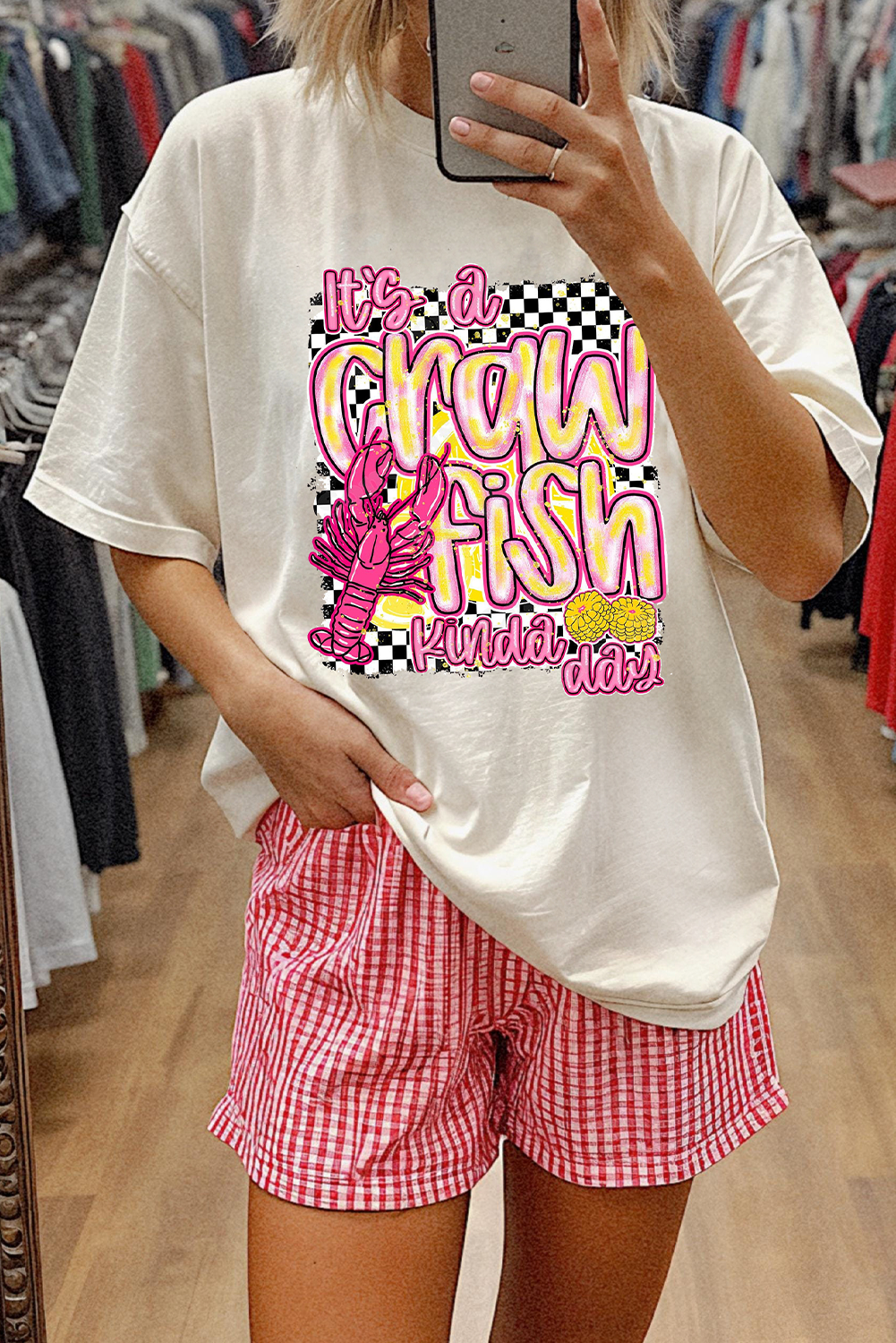 White Crawfish Checkered Pattern Graphic Tee - loveforevers