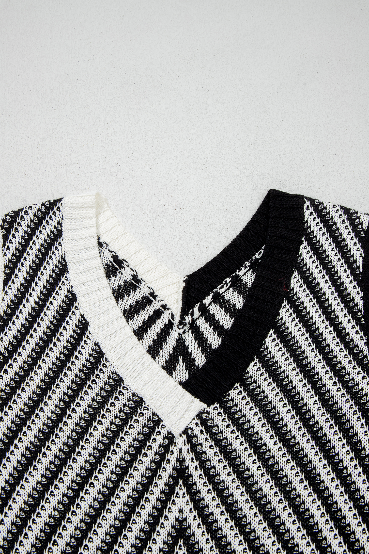 Black Contrast Chevron Knit V Neck Sweater Vest - loveforevers