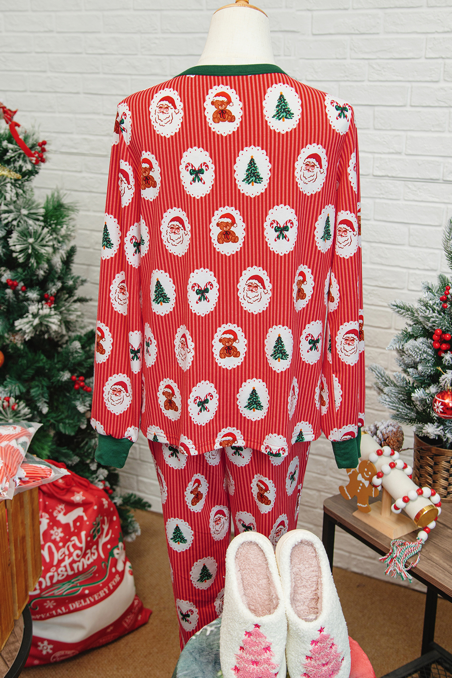 Red Stripe Christmas Fashion Print Henley V Neck Pullover and Jogger Pants 2 Piece Lounge Set - loveforevers