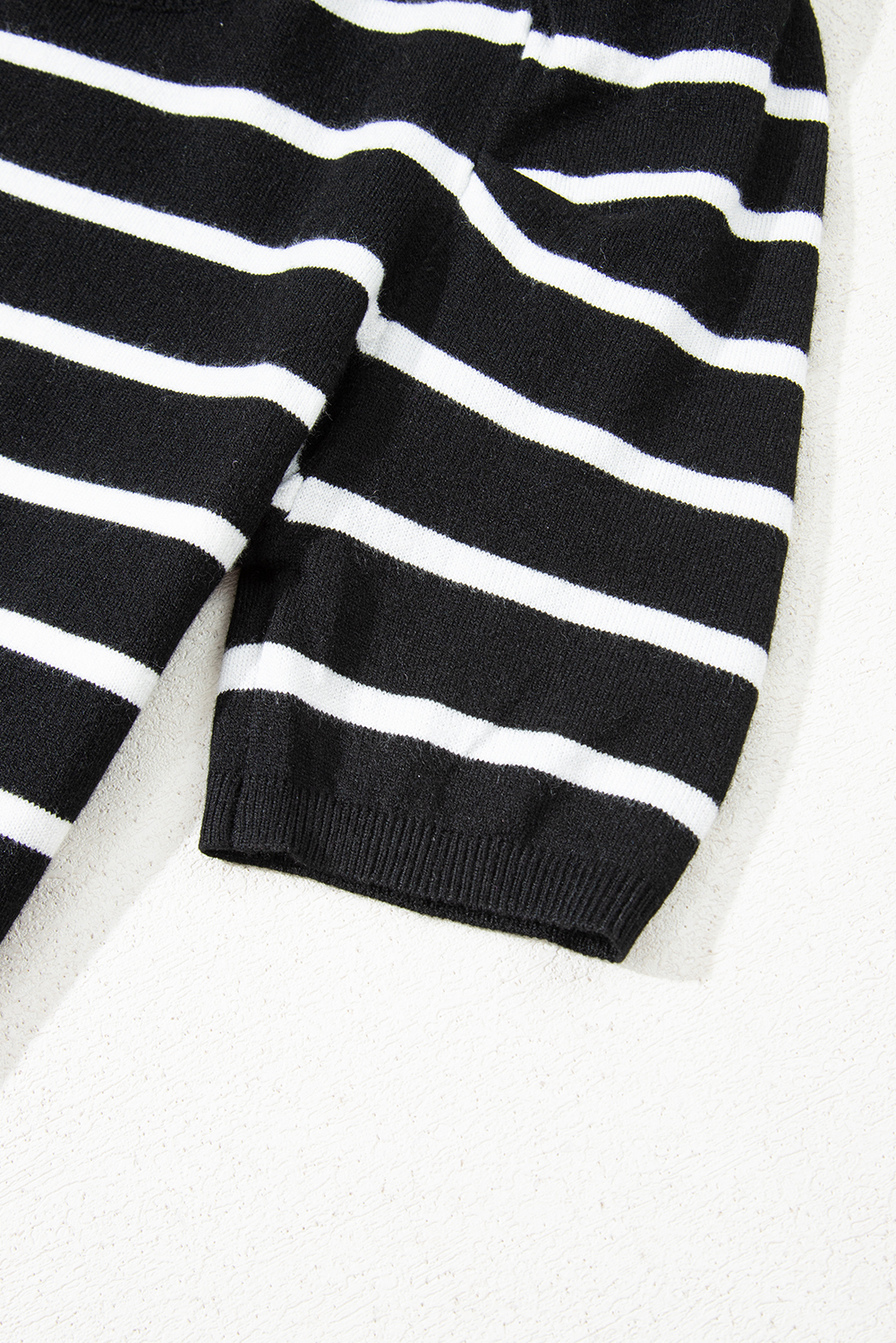 Blue Stripe Ribbed Trim Round Neck Bubble Sleeve Knitted Top - loveforevers
