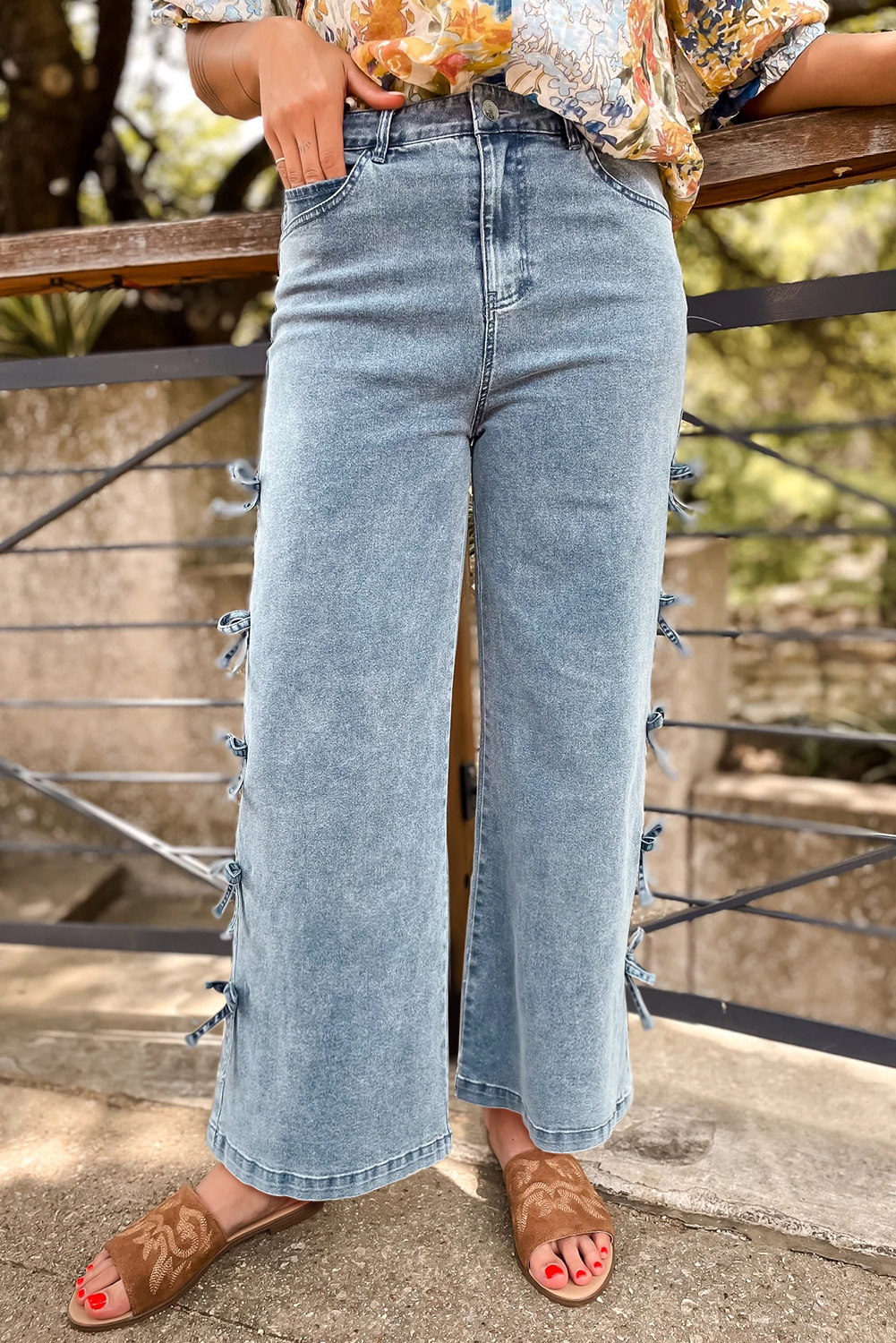 White Bow Knot Side Detail Straight Leg Loose Jeans - loveforevers